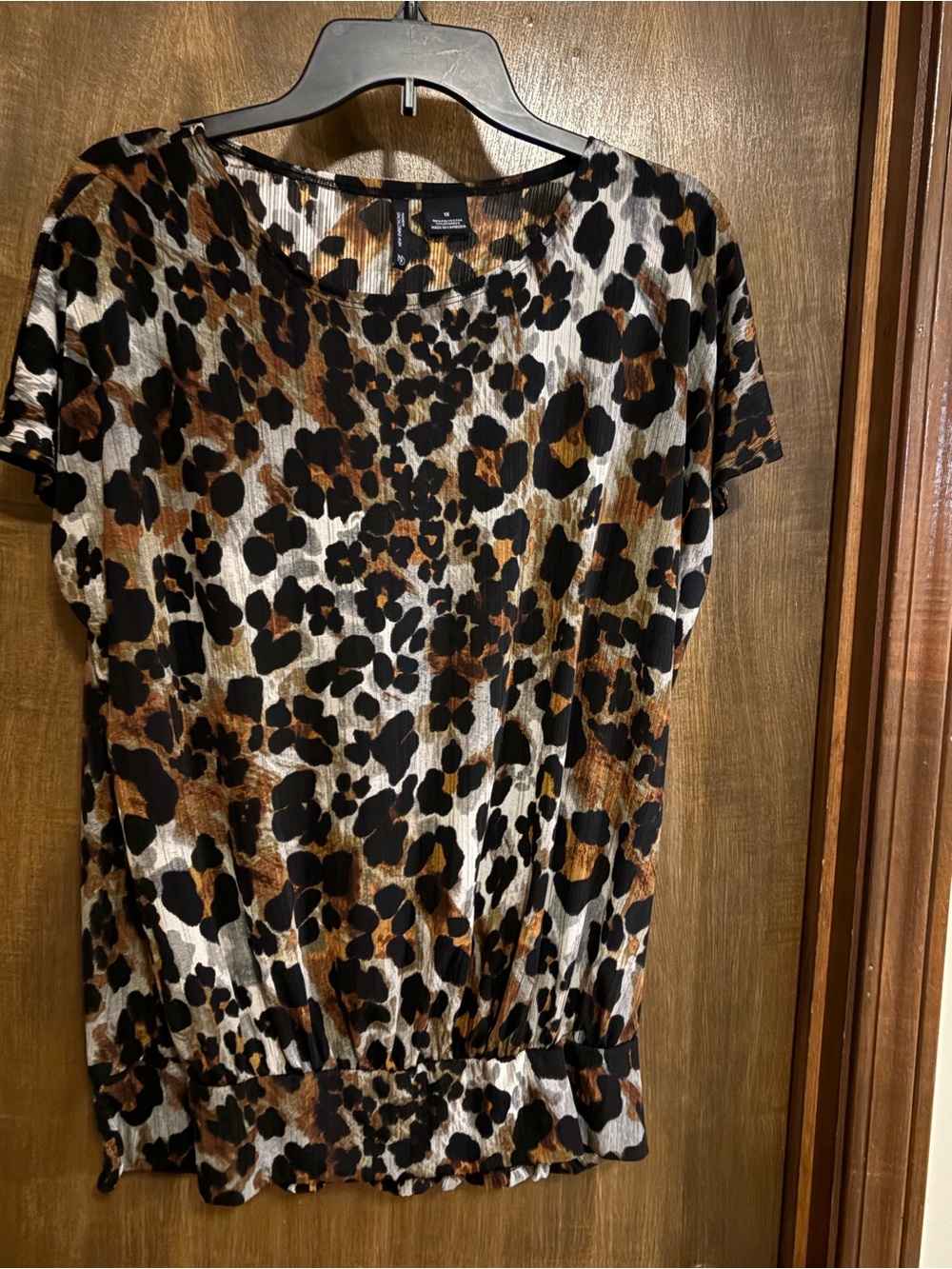 new directions Leopard Print Short Sleeve Top - Black & Brown
